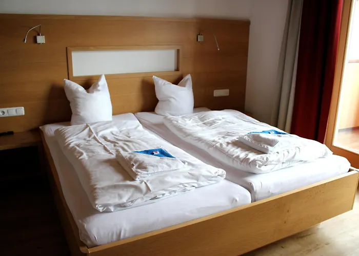 Gretl 3* سيرفاوس